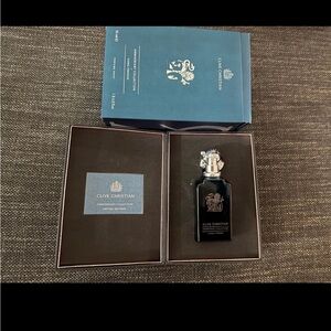 Clive Christian Iconic Feminist